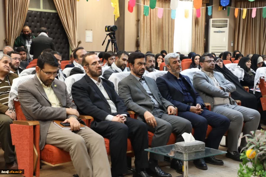 نشست هم اندیشی بسیج کارکنان با حضور رجبعلی برزویی رئیس محترم دانشگاه فرهنگیان 5