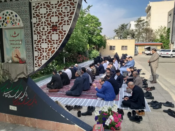 مراسم پر فیض زیارت عاشورا در جوار مزار شهید گمنام سازمان مرکزی دانشگاه فرهنگیان  4