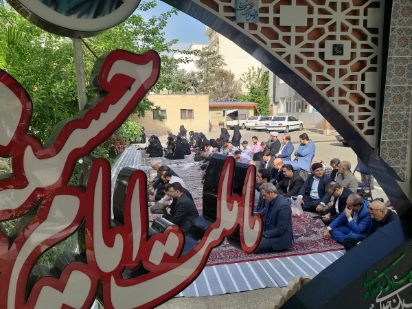 مراسم پر فیض زیارت عاشورا در جوار مزار شهید گمنام سازمان مرکزی دانشگاه فرهنگیان  6